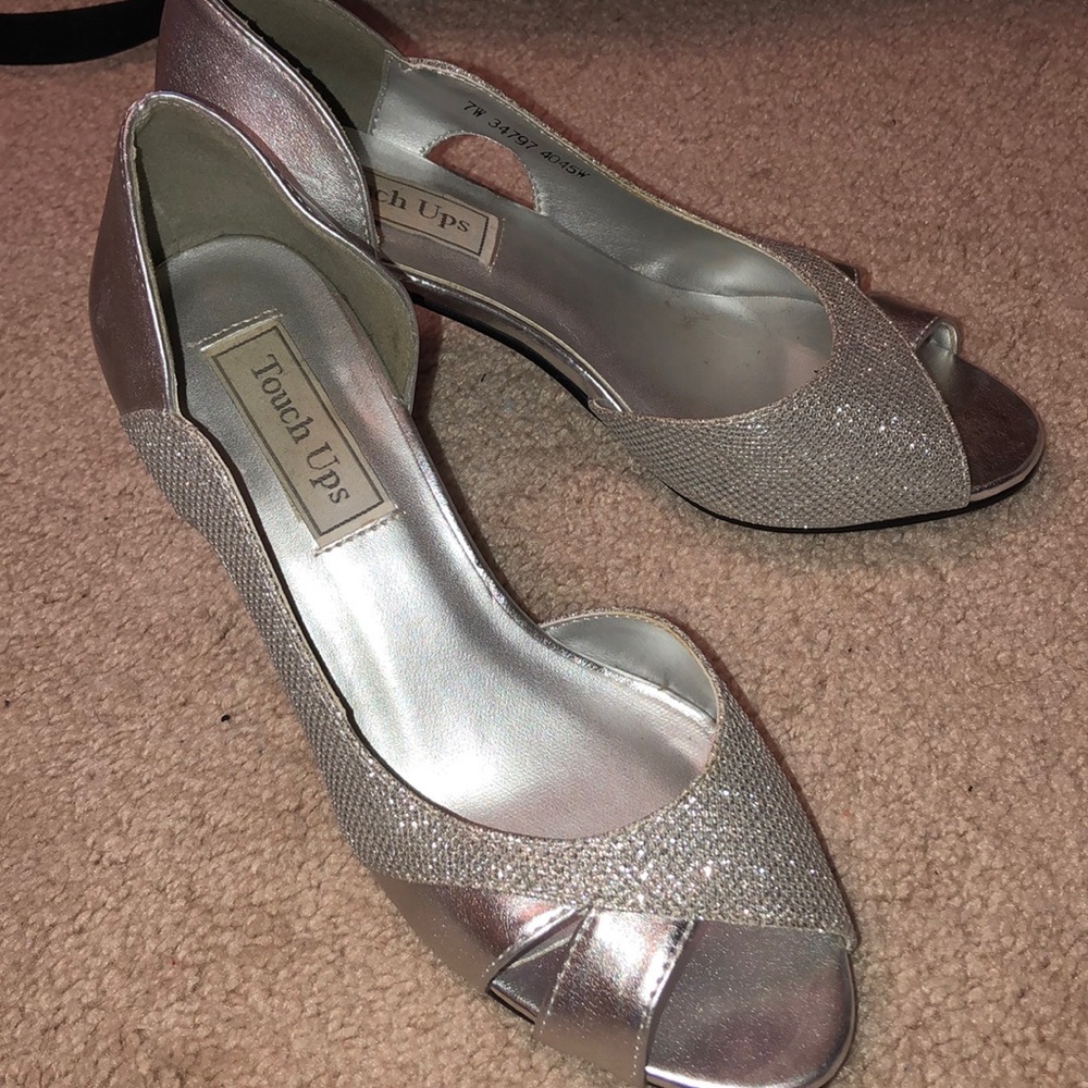 Touch Ups Heel’s Silver